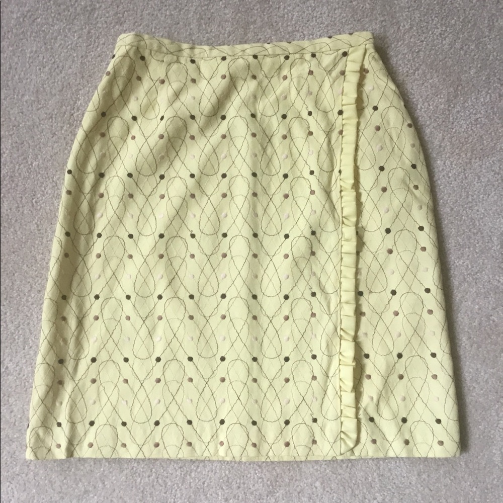 TOCCA STRAIGHT SKIRT SIZE 4 DOTS RUFFLE